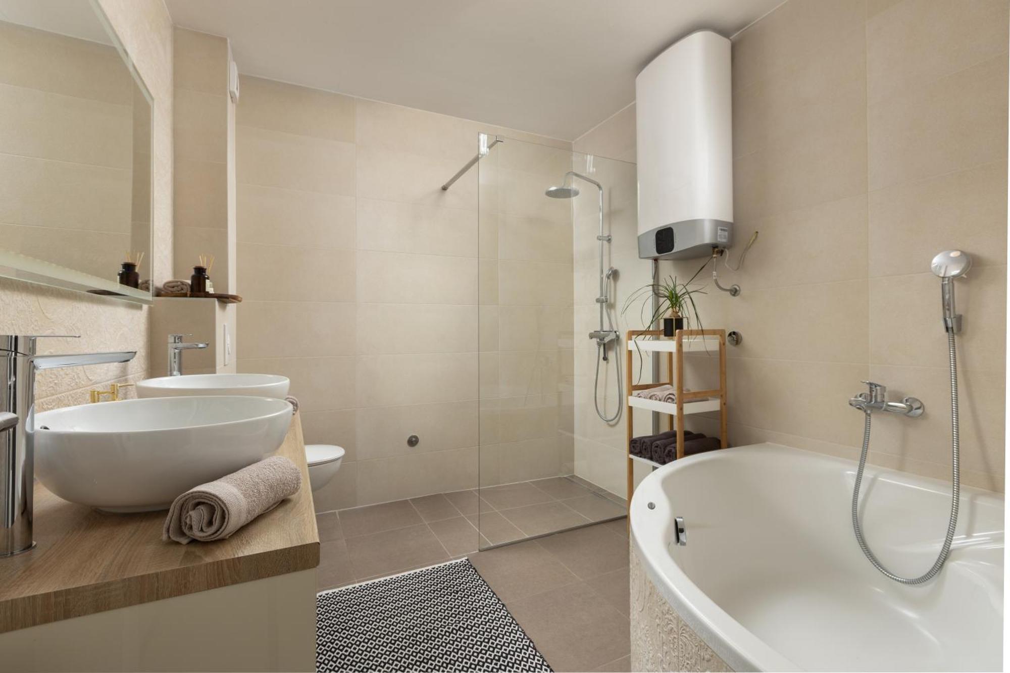 Lux Eol Apartment *