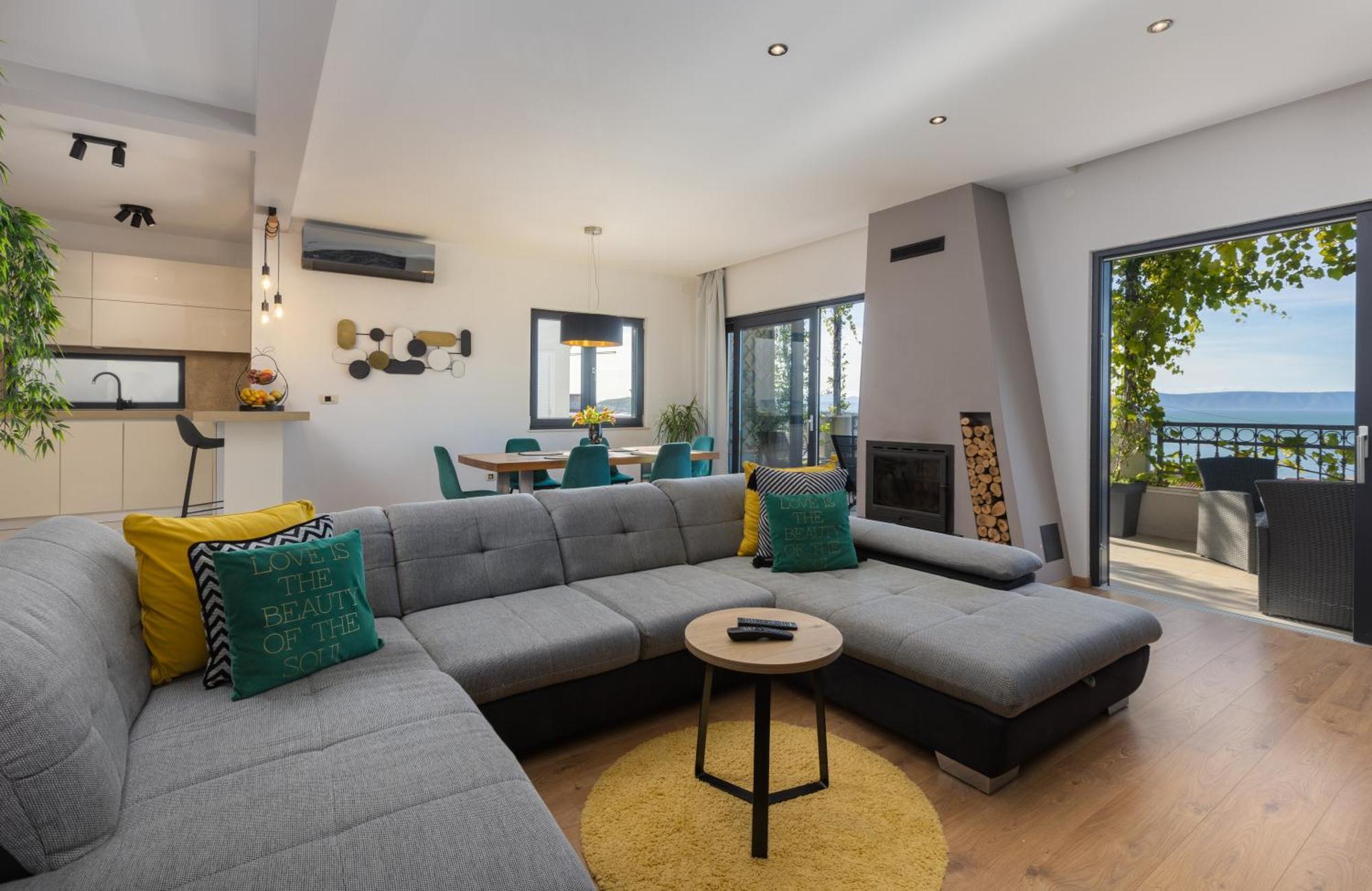 Lux Eol Makarska